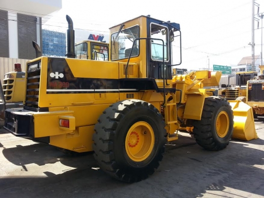 WA300-1-30553 รถตักKOMATSU ถึงไทยเเล้วครับ