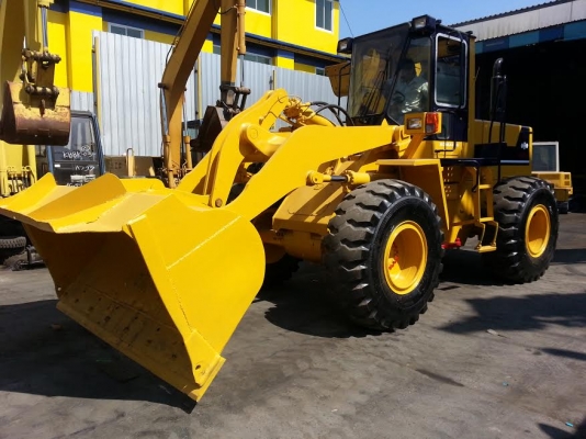 WA300-1-30553 รถตักKOMATSU ถึงไทยเเล้วครับ