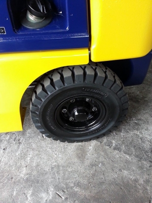 ขาย ฟอล์คลิฟต์ 1.5 ตัน KOMATSU FG15T-16 ขาย ฟอล์คลิฟต์ 1.5 ตัน KOMATSU FG15T-16