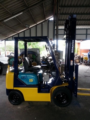 ขาย ฟอล์คลิฟต์ 1.5 ตัน KOMATSU FG15T-16 ขาย ฟอล์คลิฟต์ 1.5 ตัน KOMATSU FG15T-16