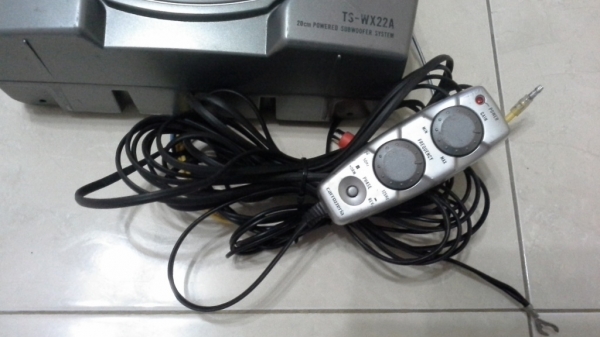 Sub Box Pioneer Carozzeria แบบแอมป์ในตัว วางใต้เบาะนั่ง