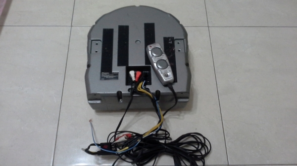 Sub Box Pioneer Carozzeria แบบแอมป์ในตัว วางใต้เบาะนั่ง