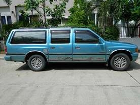 93 อีซูซุ แวน5ประตู เจ้าของขายเอง ทำไว้อย่างดีมาก ขายถูก