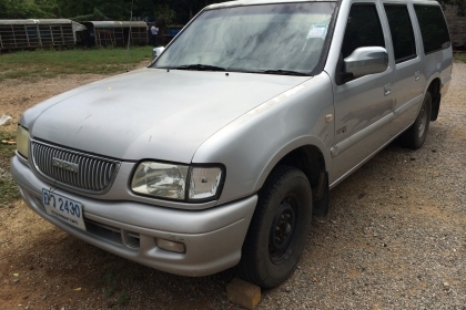 ขาย isuzu tripper 4 ประตู 9ที่นั่ง เครื่อง3000 เกียร์ธรรมดา ปี2001 ขาย isuzu tripper 4 ประตู 9ที่นั่ง เครื่อง3000 เกียร์ธรรมดา ปี2001