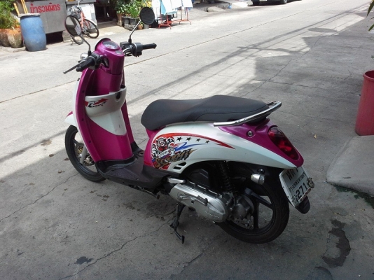 Honda scoopy i ปี 55 สีชมพู ขาว ล้อแม็ค รถสวยมาก เครื่องเดิม