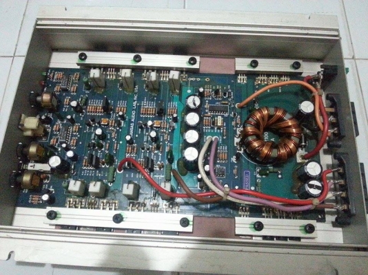 แอมป์ 2 แชลแล b-52 ีusa