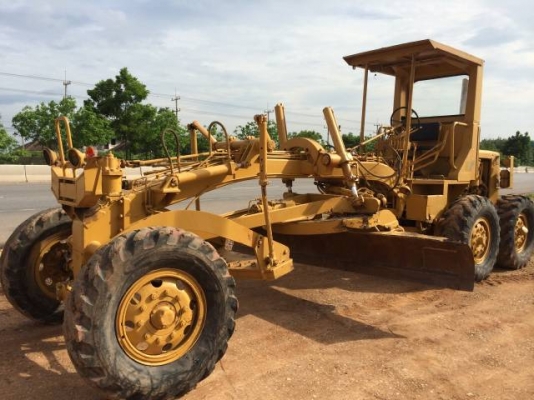 ขายรถเกรด KOMATSU GD376H (ขนาดเท่า CAT 120G ใบมีด 12 ฟุต) สภาพพร้อมใช้งาน มี VDO การทำงานครับ