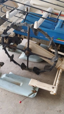 เครื่องปลูกข้าวเดินตาม ISEKI เก่าญี่ปุ่น สภาพสวย เครื่องยนต์ติดง่าย สภาพพร้อมใช้งาน เครื่องปลูกข้าวเดินตาม ISEKI เก่าญี่ปุ่น สภาพสวย เครื่องยนต์ติดง่าย สภาพพร้อมใช้งาน