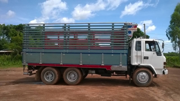 ขาย 10 ล้อ JCM เพลาเดียว วางหัวร็อคกี้ลงเล่มแล้ว เครื่อง 6BG1 175 แรงม้า เปลี่ยนช่วงล่างใหญ่ พวงมาลัยพาวเวอร์ ทะเบียนเต็มพร้อมโอน ราคาต่อรองได้ครับผม