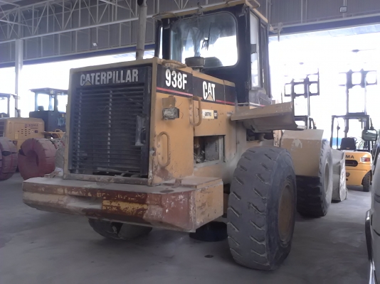 ขายครับ CATERPILLAR 938F สภาพพร้อมใช้ครับ รถใช้งานอยู่ครับ