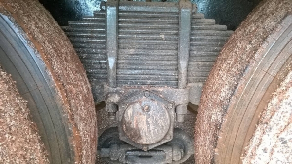 ขายรถล่อง 10 ล้อเพลาเดียว เครื่อง 175 แรงม้า ช่วงล่างใหญ่ พวงมาลัยพาวเวอร์ ทะเบียนเต็มพร้อมโอน ราคาต่อรองได้ครับ