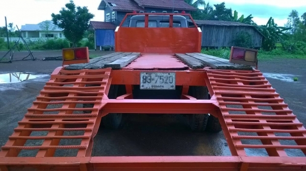 ขายเทนเลอร์ 10 ล้อหัวยาวเพลาเดียว ช่วงล่างใหญ่ลูกหมากร้อย เครื่อง 150 แรงม้า พวงมาลัยพาวเวอร์ สโลว์กลาง ทะเบียนเต็มพร้อมโอน ราคาต่อรองได้ครับ