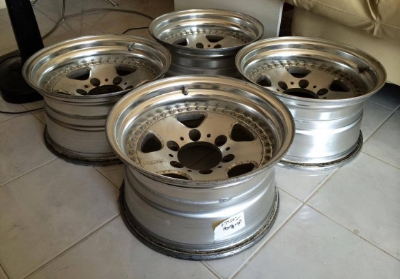 ขายล้อ TRACTION 15X8 ออฟ-10 6/139.7 เดิมๆ จากญี่ปุ่น ขายล้อ TRACTION 15X8 ออฟ-10 6/139.7 เดิมๆ จากญี่ปุ่น
