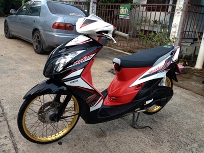 MIo115 สองตา รถปี 2011