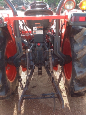 แทรกเตอร์คูโบต้า 4508 สภาพดีพร้อมใช้งาน. สภาพเดิมๆ เยี่ยมทั้งคัน ขายพร้อมผานดันหน้าและโรตารี่ แทรกเตอร์คูโบต้า 4508 สภาพดีพร้อมใช้งาน. สภาพเดิมๆ เยี่ยมทั้งคัน ขายพร้อมผานดันหน้าและโรตารี่