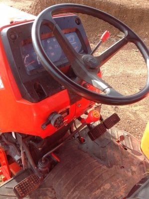 แทรกเตอร์คูโบต้า 4508 สภาพดีพร้อมใช้งาน. สภาพเดิมๆ เยี่ยมทั้งคัน ขายพร้อมผานดันหน้าและโรตารี่ แทรกเตอร์คูโบต้า 4508 สภาพดีพร้อมใช้งาน. สภาพเดิมๆ เยี่ยมทั้งคัน ขายพร้อมผานดันหน้าและโรตารี่