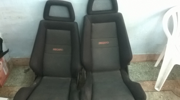 เบาะหัวตะข่าย