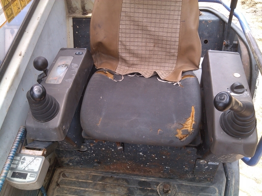 ขายด่วนตามสภาพ MITSUBISHI MM57SR 084-4873923 ขายด่วนตามสภาพ MITSUBISHI MM57SR 084-4873923