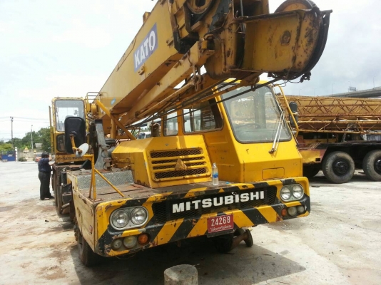 รถเครน10ล้อ KATO NK200E-III ขนาด20ตันปี1999-5คอนโทรนเก่านอก รถเครน10ล้อ KATO NK200E-III ขนาด20ตันปี1999-5คอนโทรนเก่านอก