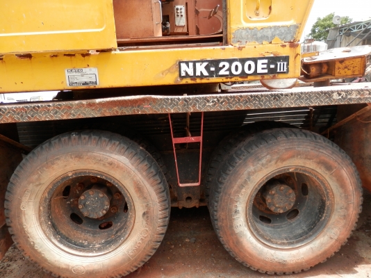 รถเครน10ล้อ KATO NK200E-III ขนาด20ตันปี1999-5คอนโทรนเก่านอก รถเครน10ล้อ KATO NK200E-III ขนาด20ตันปี1999-5คอนโทรนเก่านอก