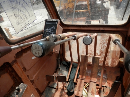 รถเครน10ล้อ KATO NK200E-III ขนาด20ตันปี1999-5คอนโทรนเก่านอก รถเครน10ล้อ KATO NK200E-III ขนาด20ตันปี1999-5คอนโทรนเก่านอก