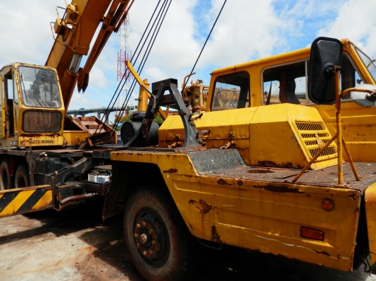 รถเครน10ล้อ KATO NK200E-III ขนาด20ตันปี1999-5คอนโทรนเก่านอก รถเครน10ล้อ KATO NK200E-III ขนาด20ตันปี1999-5คอนโทรนเก่านอก