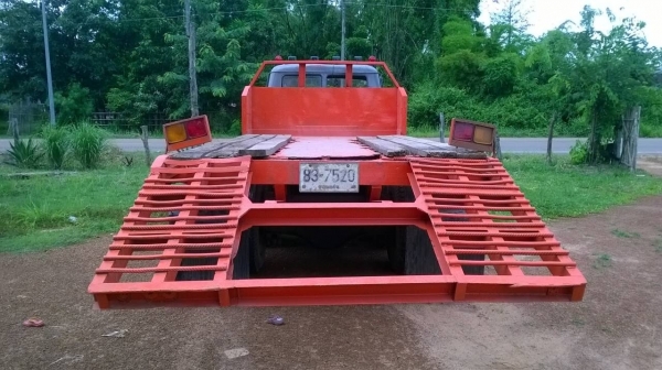 ขายเทนเลอร์ 10 ล้อหัวยาวเพลาเดียว เครื่อง EH100 150 แรงม้า ช่วงล่างใหญ่ สโลว์กลาง พวงมาลัยพาวเวอร์ ทะเบียนเต็มพร้อมโอน ราคาต่อรองได้ครับ ขายเทนเลอร์ 10 ล้อหัวยาวเพลาเดียว เครื่อง EH100 150 แรงม้า ช่วงล่างใหญ่ สโลว์กลาง พวงมาลัยพาวเวอร์ ทะเบียนเต็มพร้อมโอน ราคาต่อรองได้ครับ