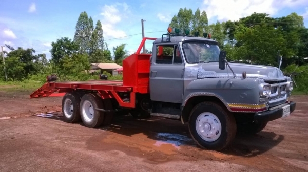 ขายเทนเลอร์ 10 ล้อหัวยาวเพลาเดียว เครื่อง EH100 150 แรงม้า ช่วงล่างใหญ่ สโลว์กลาง พวงมาลัยพาวเวอร์ ทะเบียนเต็มพร้อมโอน ราคาต่อรองได้ครับ ขายเทนเลอร์ 10 ล้อหัวยาวเพลาเดียว เครื่อง EH100 150 แรงม้า ช่วงล่างใหญ่ สโลว์กลาง พวงมาลัยพาวเวอร์ ทะเบียนเต็มพร้อมโอน ราคาต่อรองได้ครับ