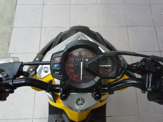 TTX สีดำ-เหลือง หัวฉีดประหยัดน้ำมัน รถปี 56 สวยๆมีสไตล์ราคาถูกๆครับ