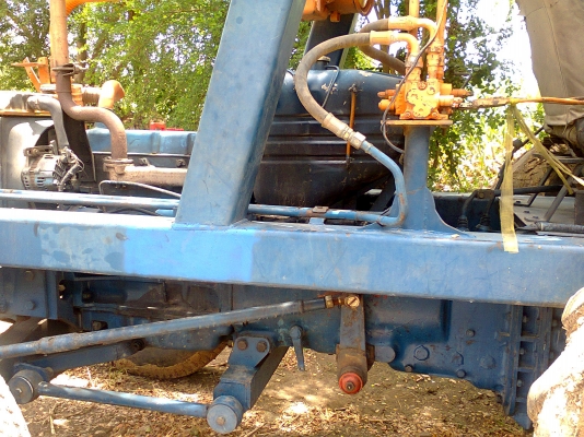 รถคีบอ้อย คีบหลัง ฟอร์ด  เกียร์ธรรมดา มีทะเบียน