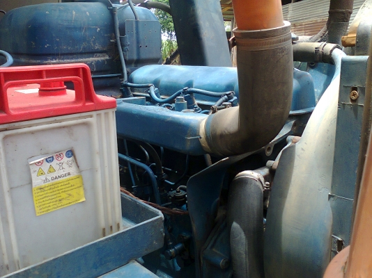 รถคีบอ้อย คีบหลัง ฟอร์ด  เกียร์ธรรมดา มีทะเบียน