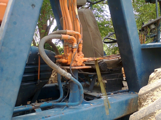 รถคีบอ้อย คีบหลัง ฟอร์ด  เกียร์ธรรมดา มีทะเบียน