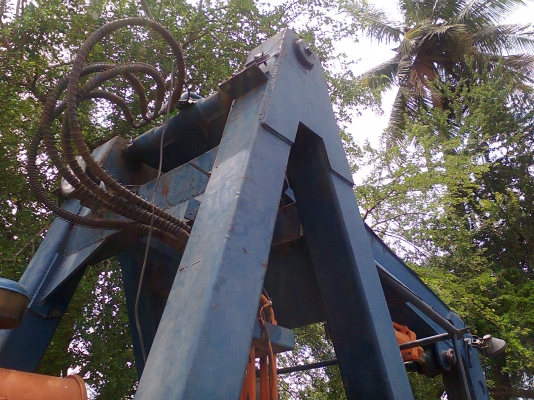 รถคีบอ้อย คีบหลัง ฟอร์ด  เกียร์ธรรมดา มีทะเบียน