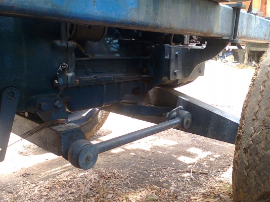 รถคีบอ้อย คีบหลัง ฟอร์ด  เกียร์ธรรมดา มีทะเบียน