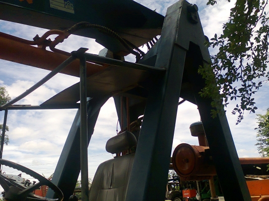 รถคีบอ้อย คีบหลัง ฟอร์ด  เกียร์ธรรมดา มีทะเบียน