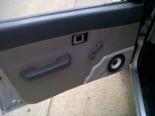 ขาย MITSUBISHI แชมป์ เครื่อง 1300 ติดแก็ส มีเล่มพร้อมชุดโอน ราคา 40,000 บาท ขาย MITSUBISHI แชมป์ เครื่อง 1300 ติดแก็ส มีเล่มพร้อมชุดโอน ราคา 40,000 บาท