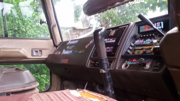 HINO FE  ราคา 500,000  บาท