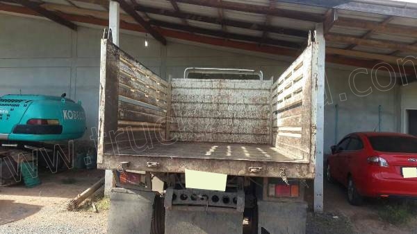 รถบรรทุก 6 ล้อ ISUZU NPR 150