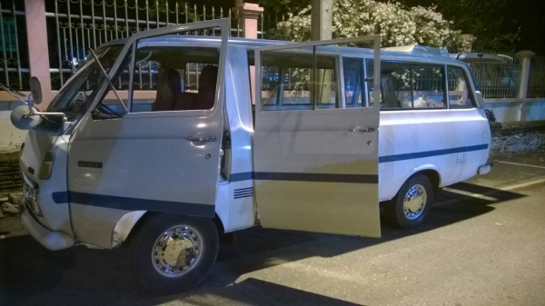 ขาย/แลก toyota hiace RH16 ช่วงยาว ครบๆ คุ้มๆ เอาไปขายต่อไม่ขาดทุน  ร้อนเงินครับผม