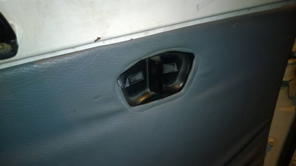 ขาย/แลก toyota hiace RH16 ช่วงยาว ครบๆ คุ้มๆ เอาไปขายต่อไม่ขาดทุน  ร้อนเงินครับผม