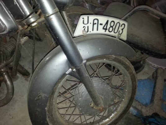 ขาย มอเตอร์ไซค์คลาสสิค โบราณ ซูซูกิ k125 ท่อคู่ รถขี่ใช้งานได้ปกติ ไม่มีเล่ม มีใบซื้อขาย ขายราคา15000 บาท