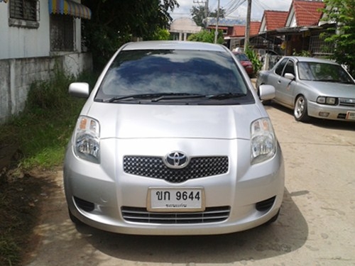 yaris ตัว E เกียร์ AUTO ปี 2006 abs airbag คู่ ว่ิ่ง 77000K/m yaris ตัว E เกียร์ AUTO ปี 2006 abs airbag คู่ ว่ิ่ง 77000K/m