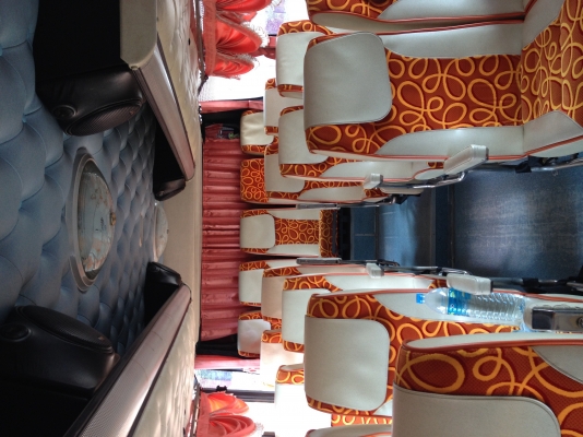 ขายรถทัวร์ปรับอากาศ 8ล้อ 2ชั้น