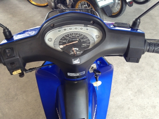 ขาย!!! เวฟ125R ล้อแม็กฮอนด้าแท้ กุญแจใหญ่ ดิ๊สหน้าหลัง ปี49 รถเครื่องดีคับ ทะเบียนครบ ภาษี57