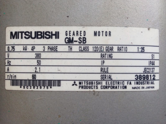 ขายมอเตอร์เกียร์ Mitsubishi 1 HP. 380 V อัตราทด 1:25 เพลาออกประมาณ 60 รอบต่อนาที มีเบรคในตัว สภาพสวย วิ่งนิ่ม พร้อมใช้งาน มี 4 ตัวครับ