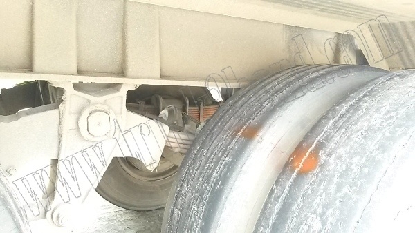 หางพ่วงเทเลอร์พื้นเรียบ12ล้อ 3เพลา ของบริษัทสามมิตร ปี53