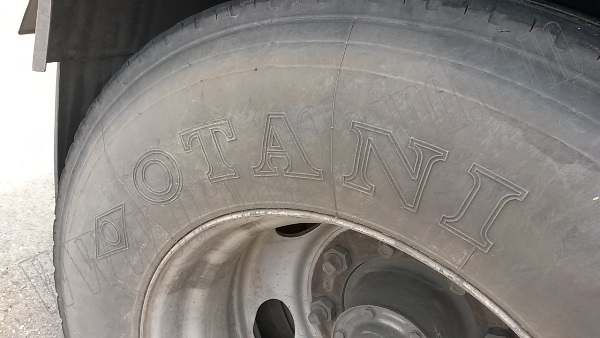 หางพ่วงเทเลอร์พื้นเรียบ12ล้อ 3เพลา ของบริษัทสามมิตร ปี53