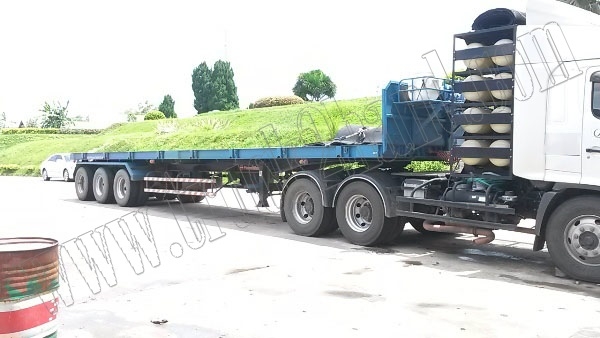 หางพ่วงเทเลอร์พื้นเรียบ12ล้อ 3เพลา ของบริษัทสามมิตร ปี53