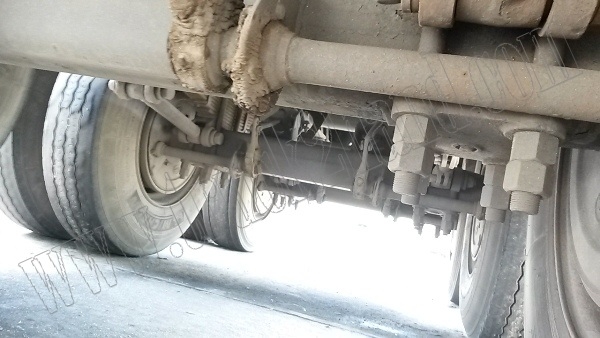 หางพ่วงเทเลอร์พื้นเรียบ12ล้อ 3เพลา ของบริษัทสามมิตร ปี53