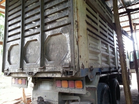 รถฮีโน่ 10 ล้อดั้ม ( เปอร์เฟีย )  320 แรงม้า ปี53.  ( รถประกอบ )  สนใจติดต่อ  081 - 6079515